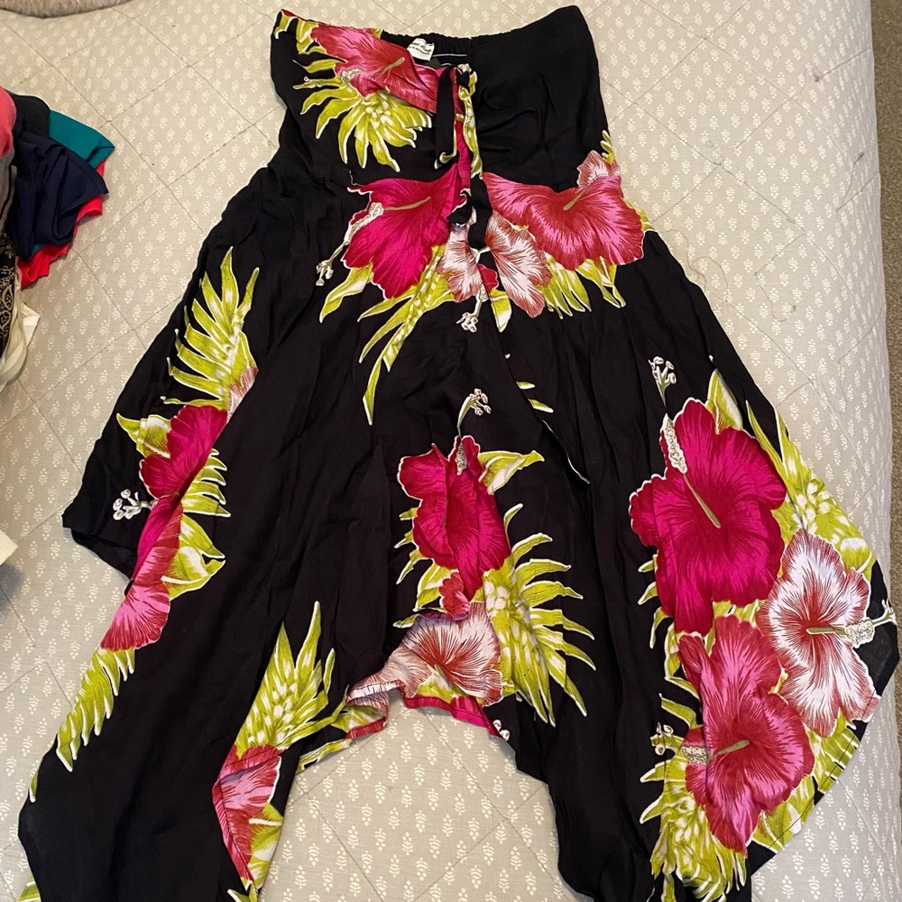 Adorable Flower Detail Dress